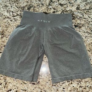 NVGTN shorts M new condition
